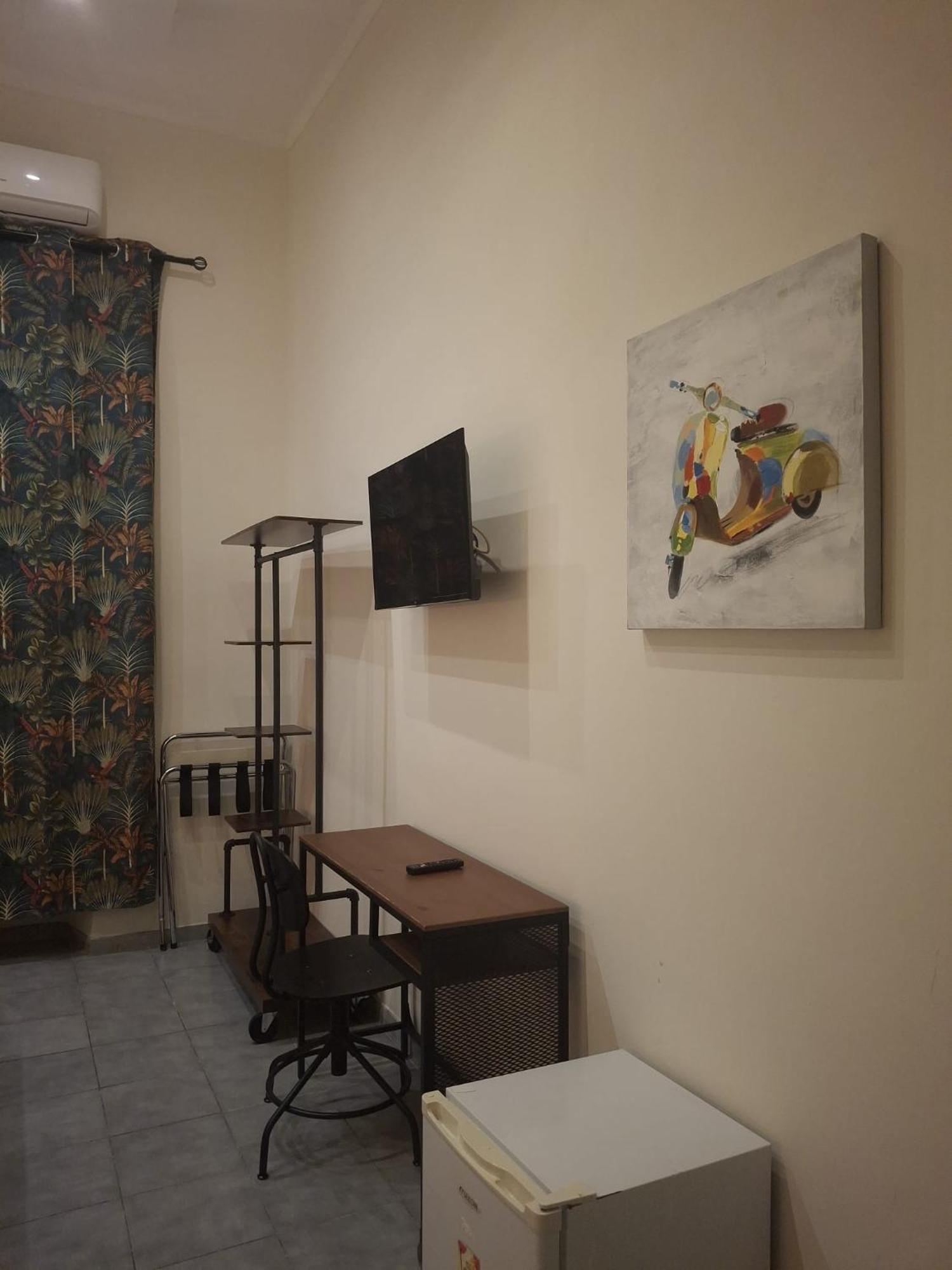 King Room,1743049504:JPEG